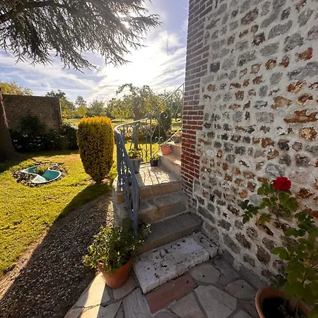 Aux Jardins Fleuris Apartment Honfleur Exterior photo